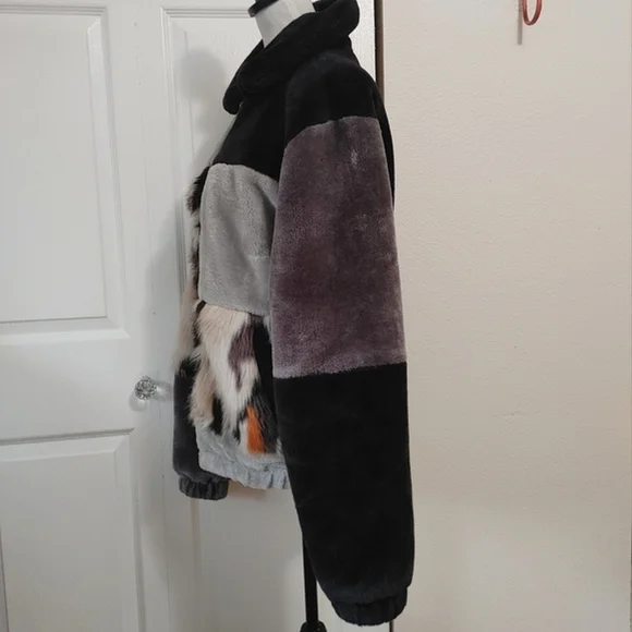 UO Blocked Faux Fur Jacket Bomber Jacket - Picture 6 of 15